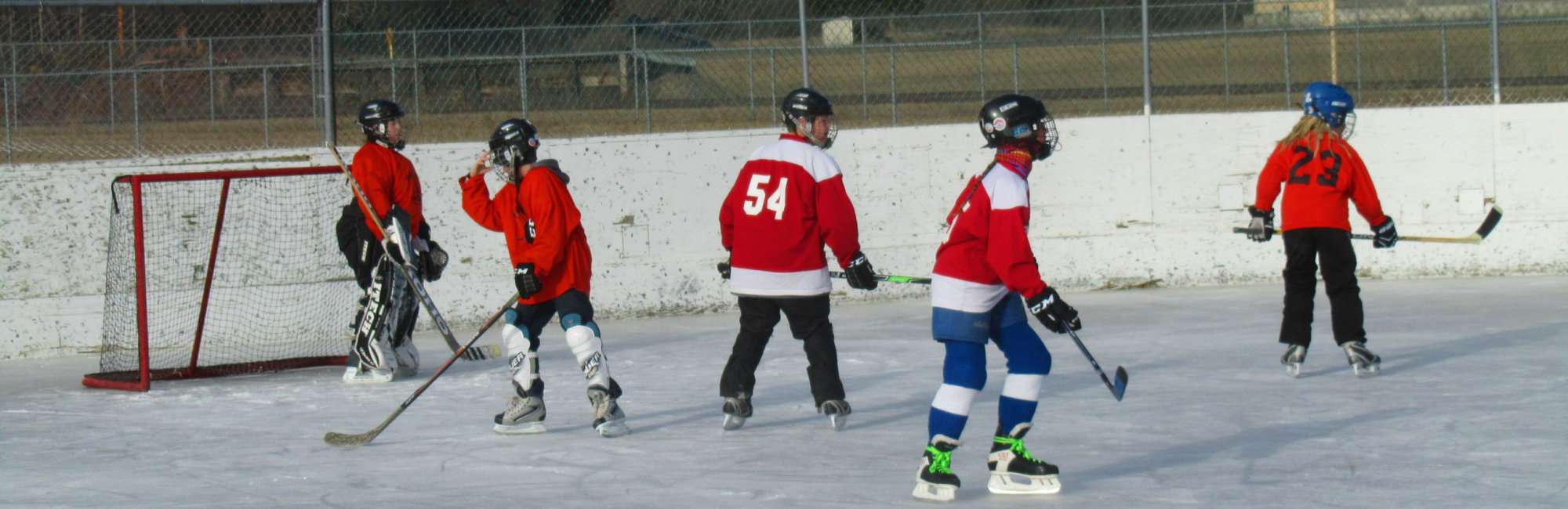 Slide-Recreation-Hockey