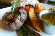 Antler’s Restaurant – Breezy Point Resort